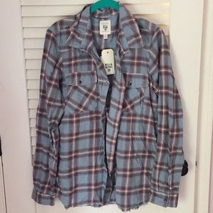 Billabong Women’s flannel